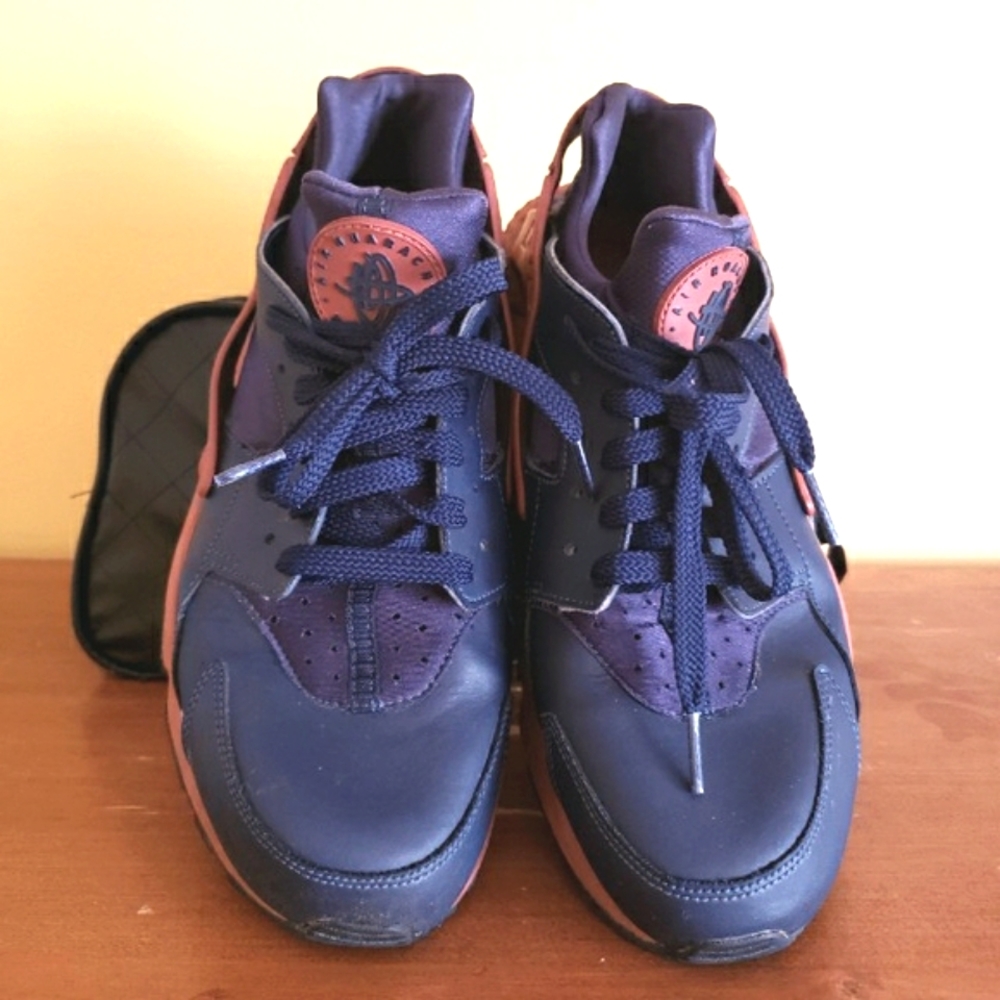 Nike Men Air Huarache Casual Lightweight Sz-11 Navy Blue Rust Color